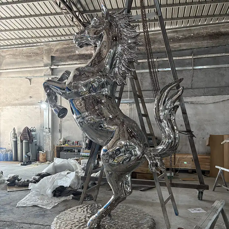 Large Polished Metal Horse Statue for Villa, Hotel & Landscape Projects