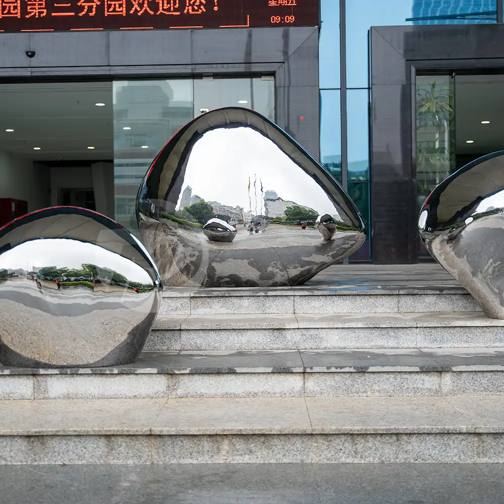 Customized Outdoor Lawn Decoration Stainless Steel Stone Decor Sculpture MP-O0090