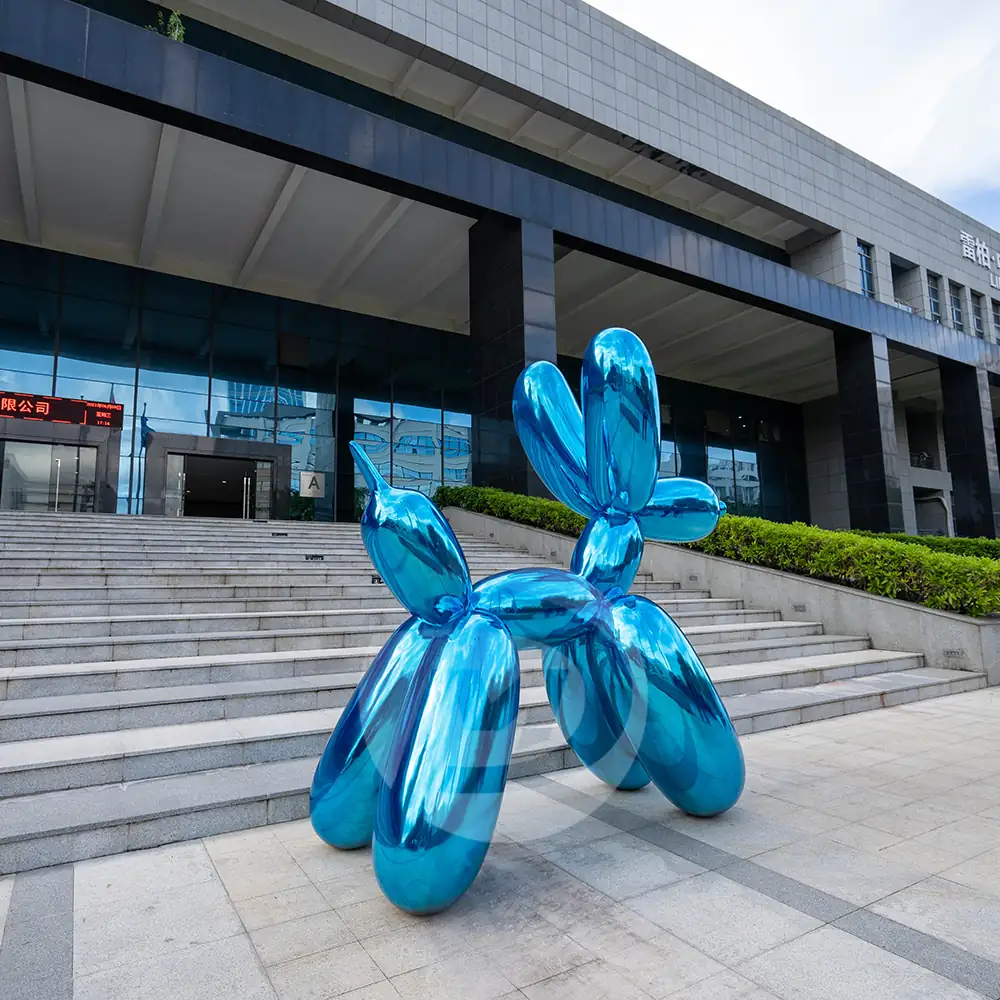 Balloon Dog Sculpture