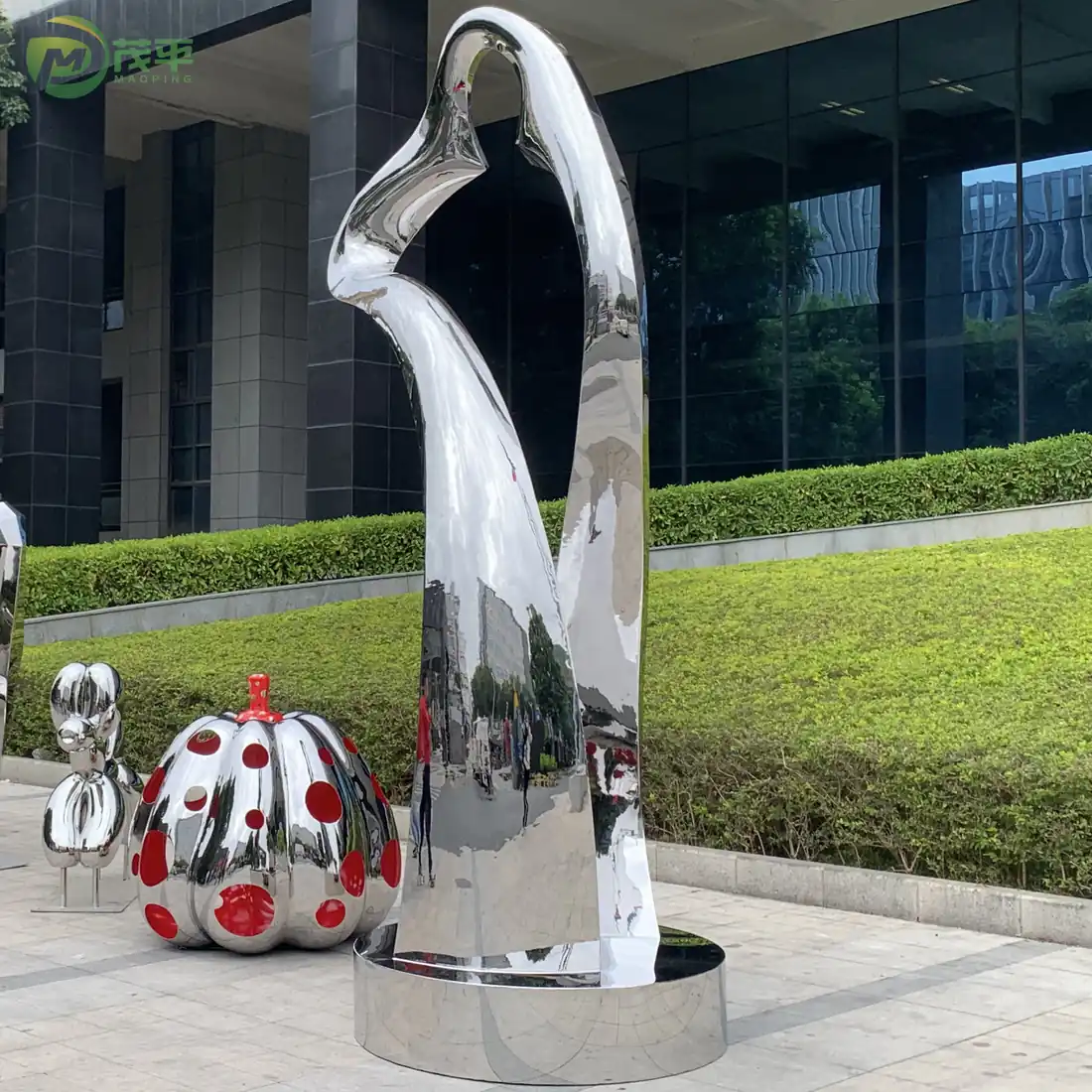 Mirror Abstract Ribbon Stainless Steel Sculpture