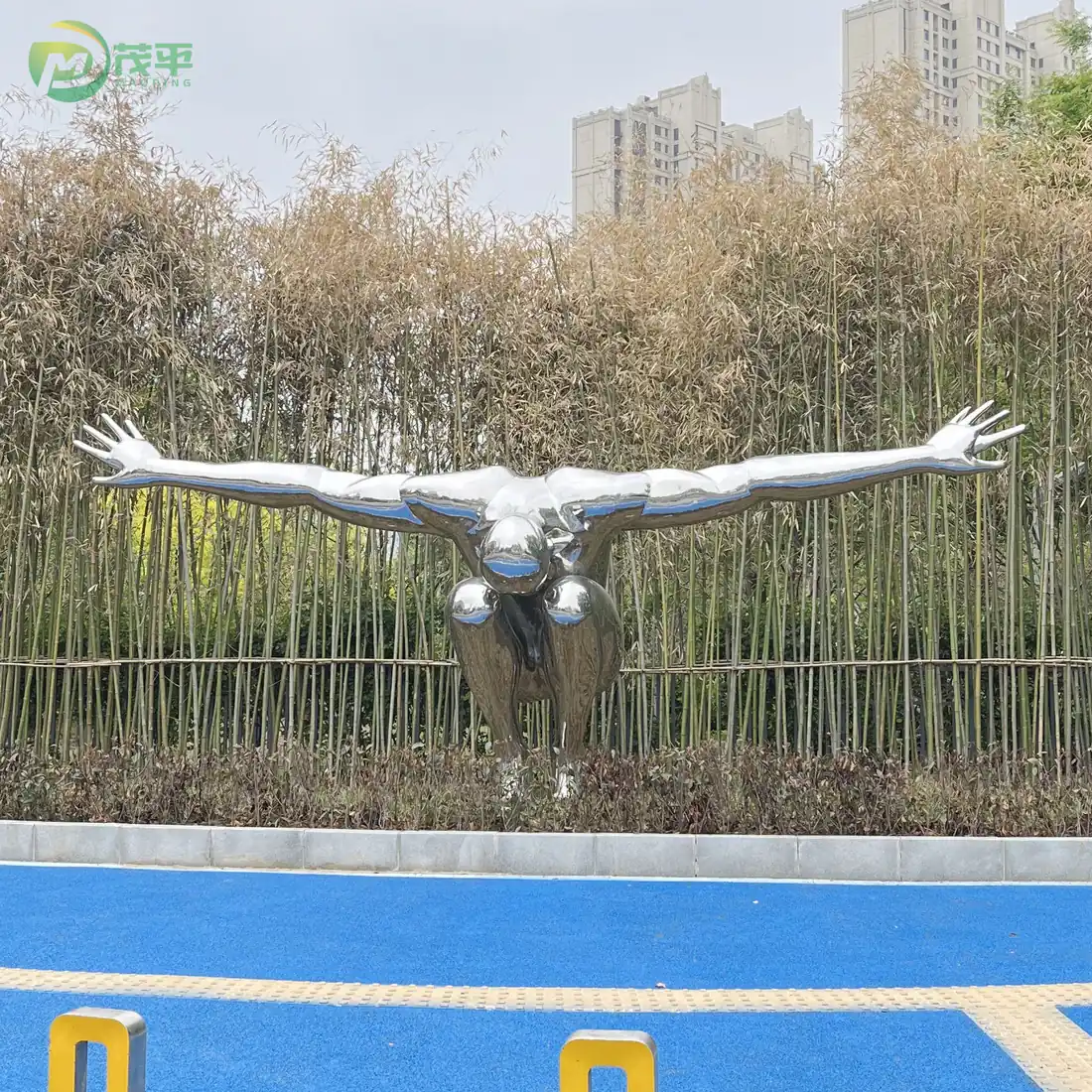 Stainless Steel Diving Man Sculpture
