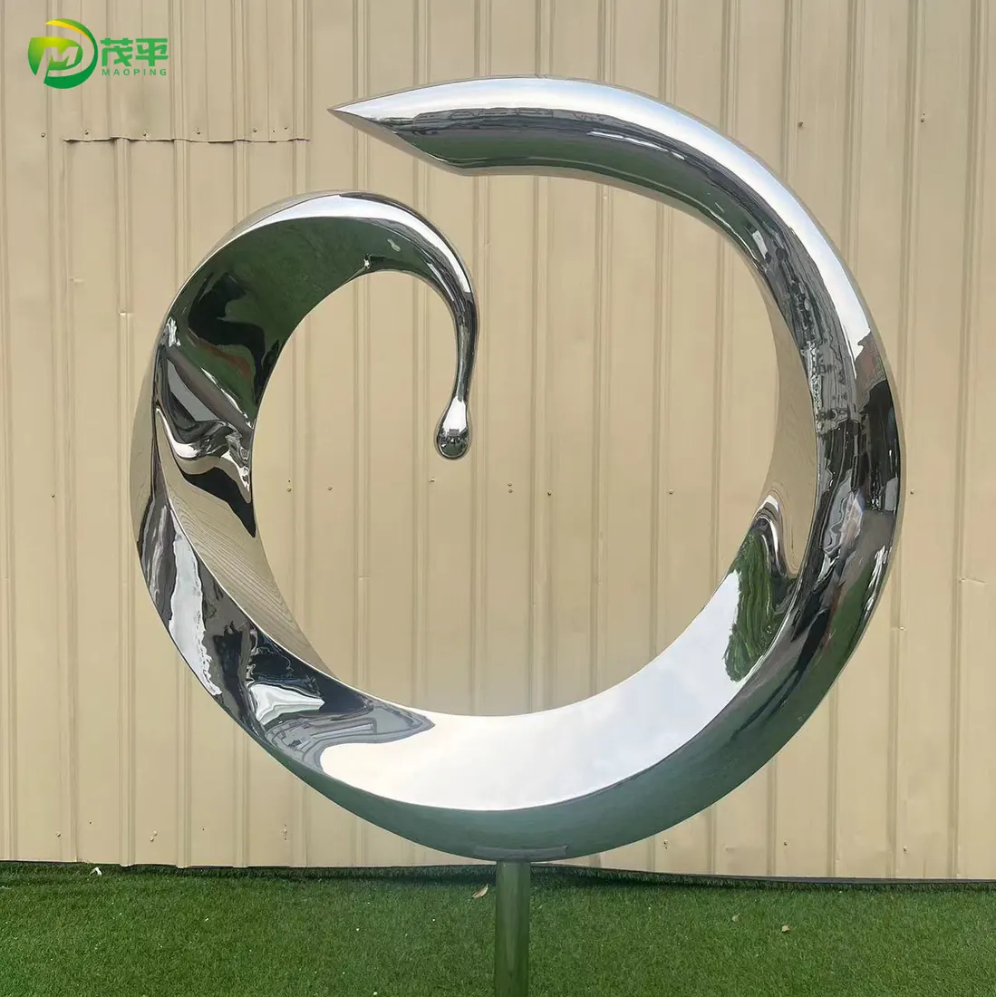 Abstract splash stainless steel sculpture