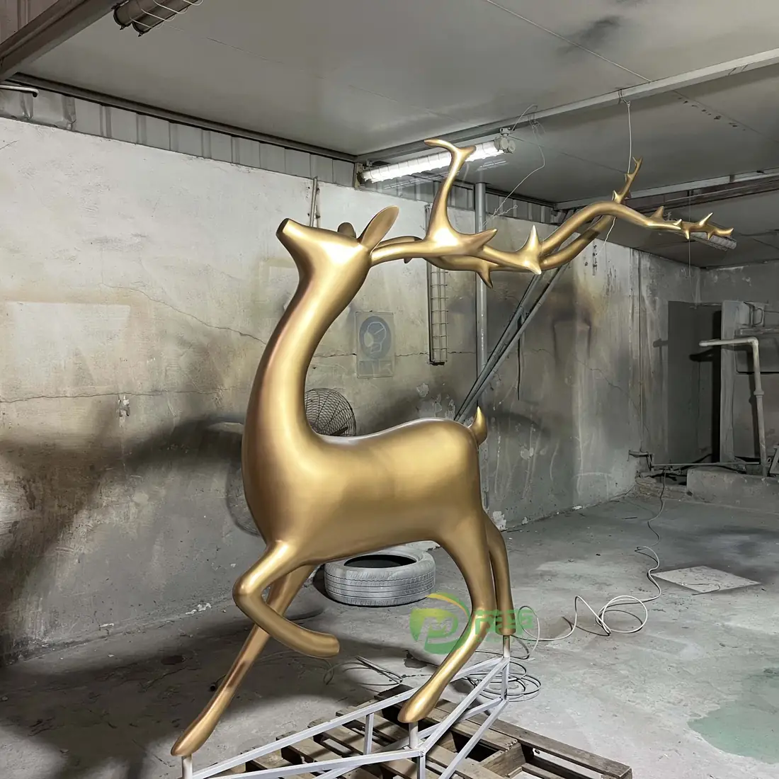 Factory Direct Sales Deer Stainless Steel Sculpture