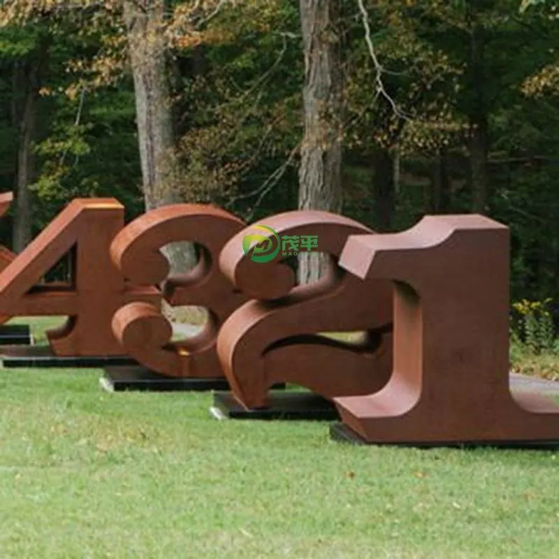 Metal Figure Weathering Corten Steel Sculpture