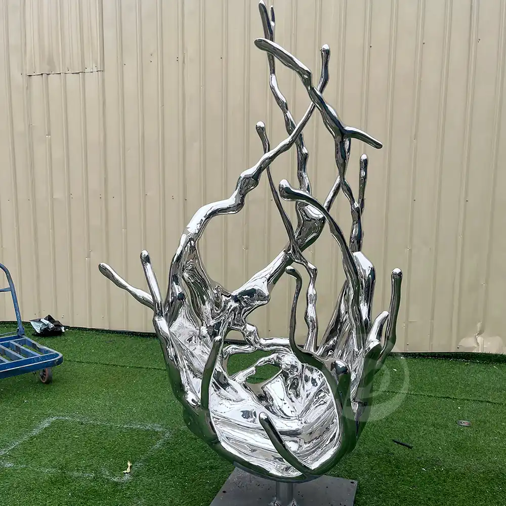 Spray stainless steel sculpture