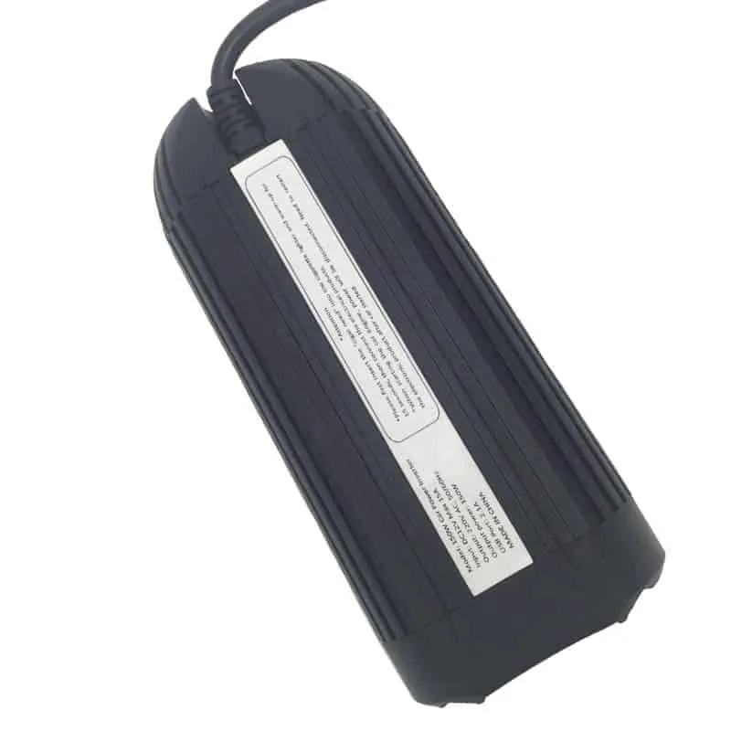 150W Modified Sine Wave Power Inverter Car Inverter with Cup-Shaped view 3