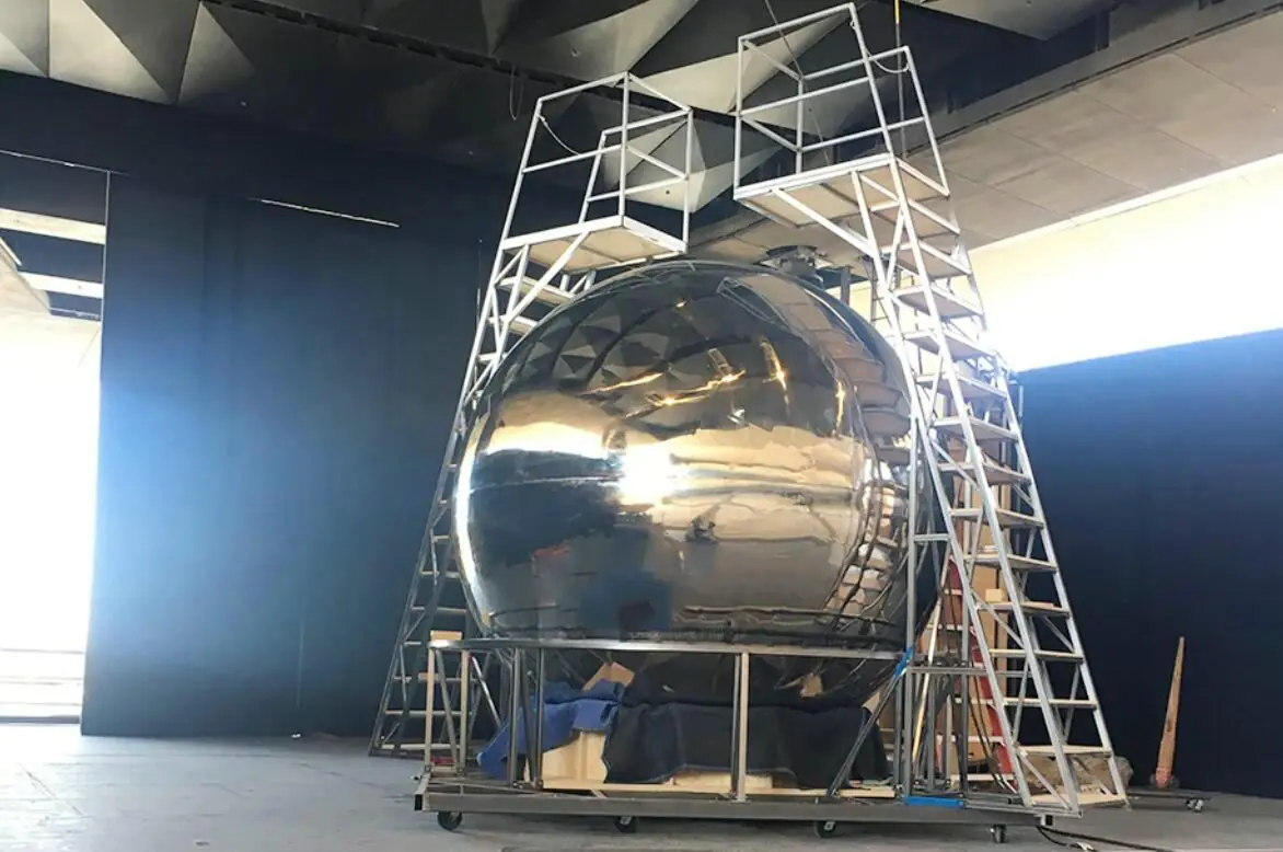 3.6 Meter Large Steel Balls For Santa Fe Opera Theater