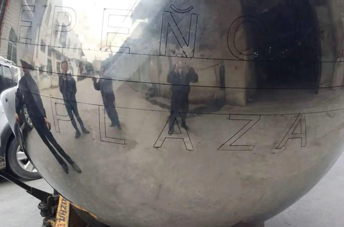 Illuminated Large Metal Ball For Верейская Plaza photograph 5