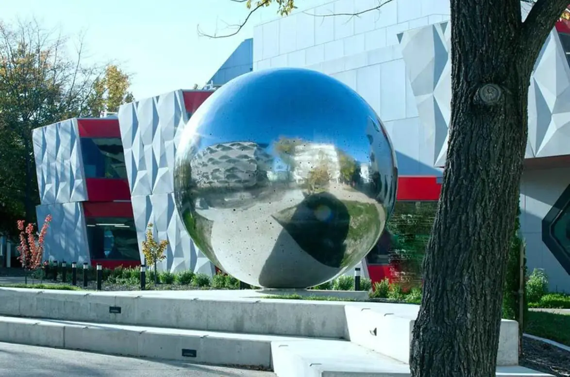 Large LED Steel Ball photograph 4