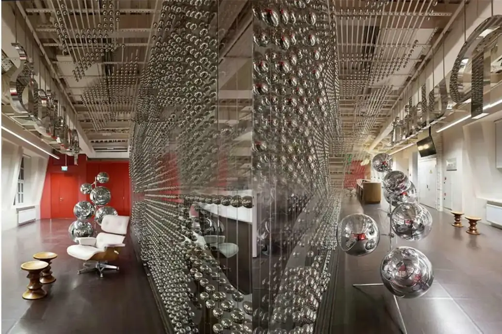 Suspended Hollow Stainless Steel Spheres For Publicis Russia photograph 3