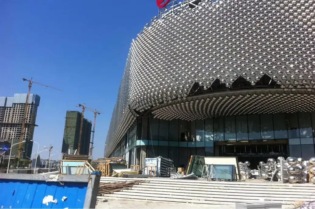 Wanda Plaza Facade Design With Illuminated Hollow Steel Balls photograph 4