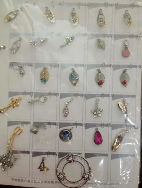 j4 Metal accessories photo 1
