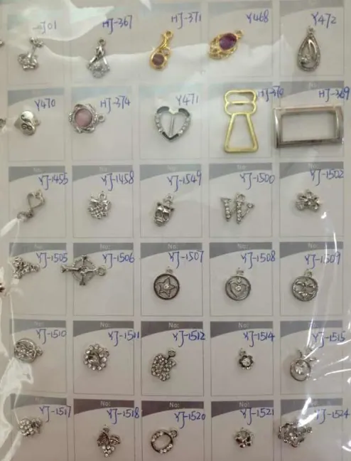 j2 Metal accessories photo 1