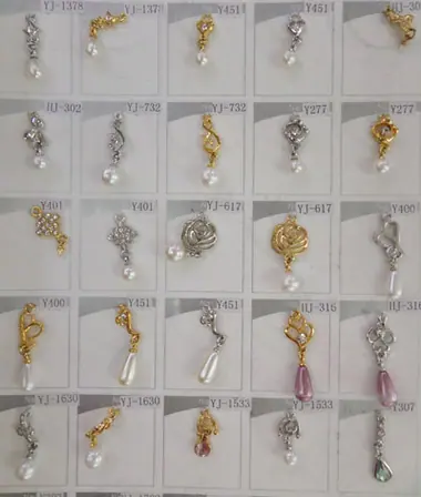 12112 - Metal accessories