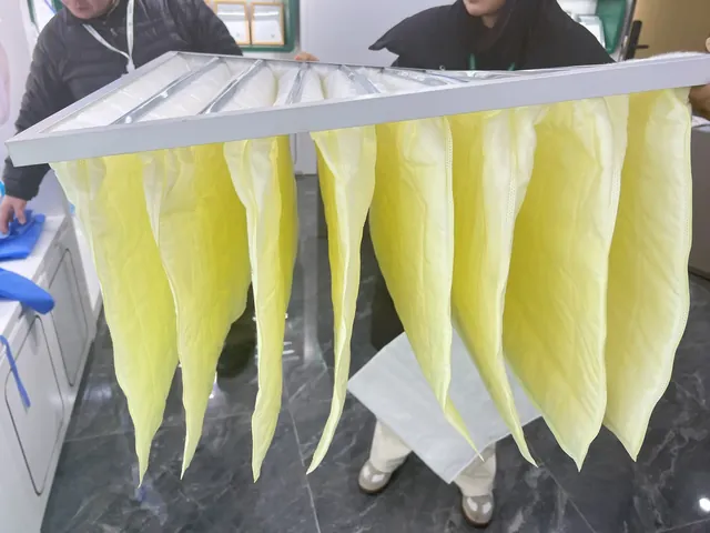 Pocket Filter Bag Making Machine view 3