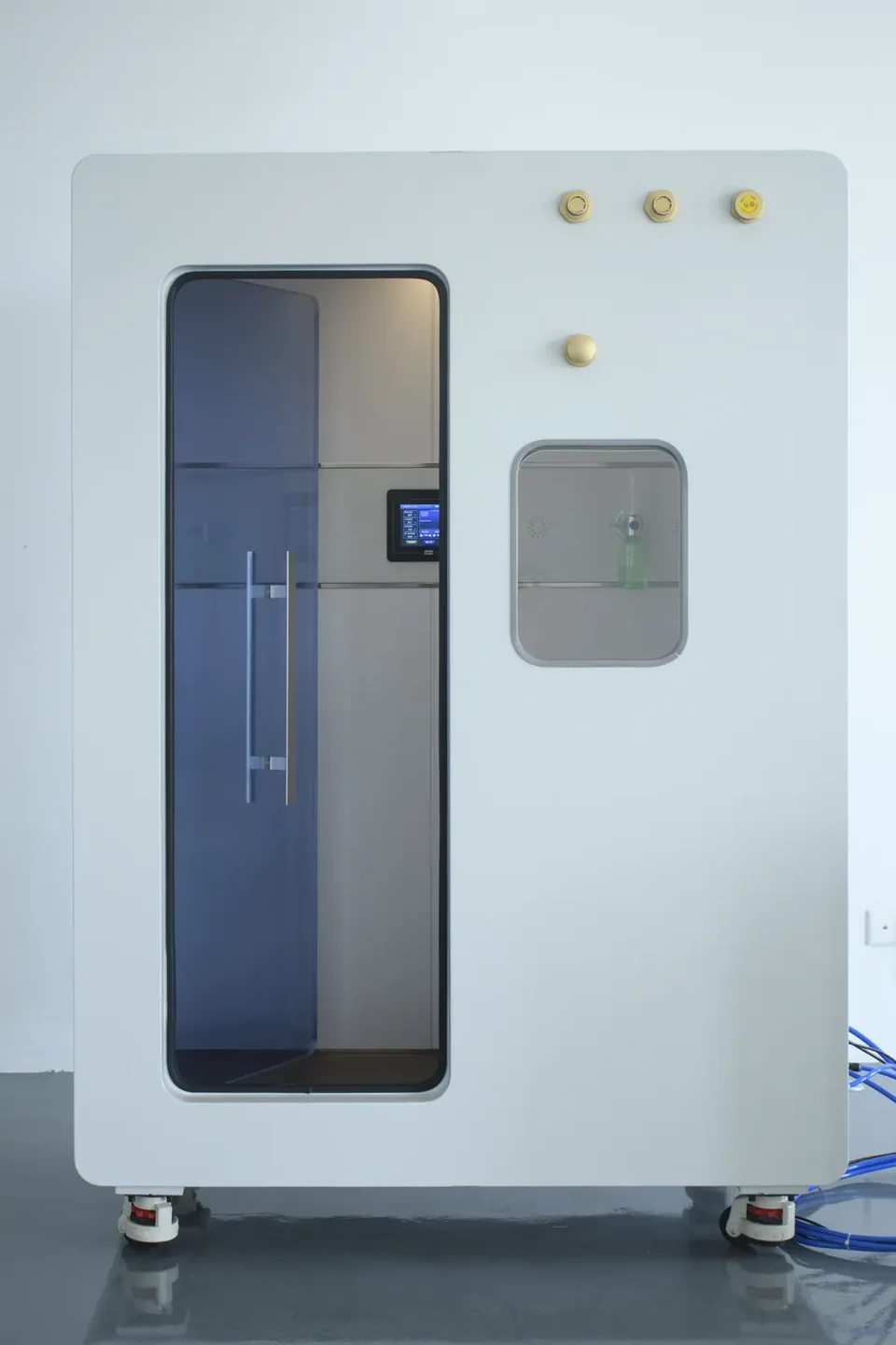 OHC20 cubic hard-shell hyperbaric chamber with control panel