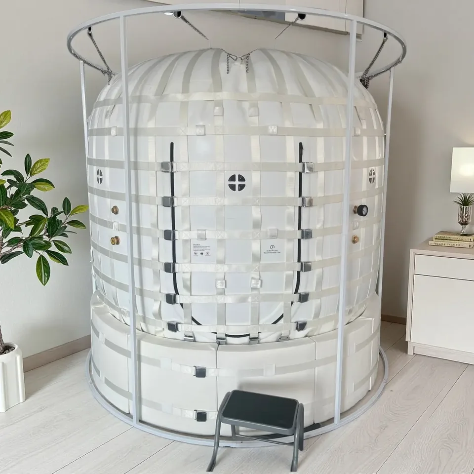 OTB walk-in soft-shell dome chamber with internal support structure