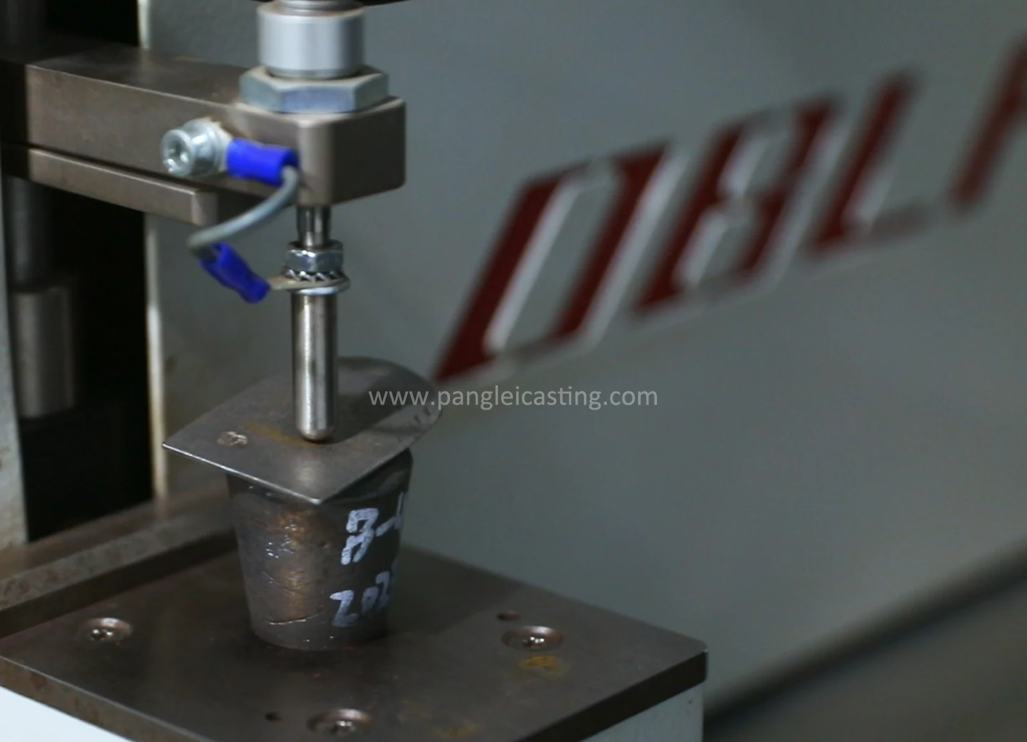 The Inspection Procedures Behind A Crusher Wear Casting