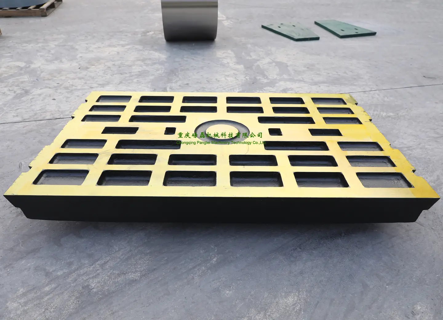 Inspection of Jaw Crusher Shim Plate before despatch