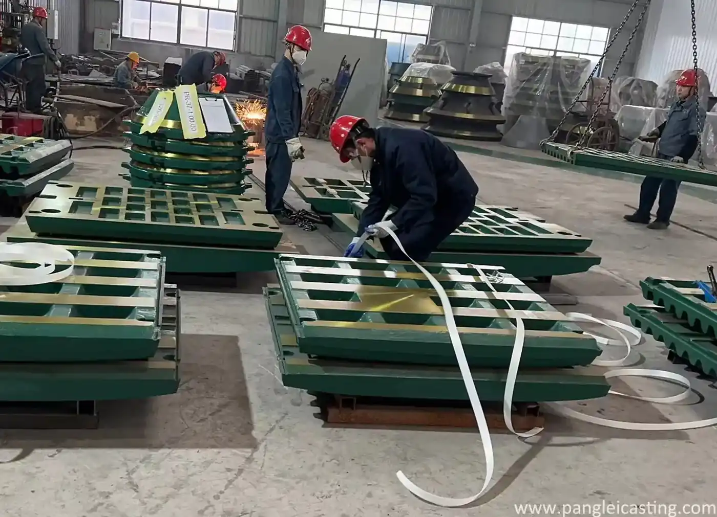 Packing And Delivery at the PangLei foundry