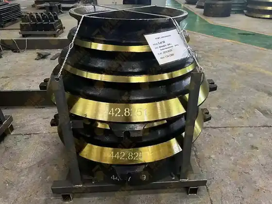 A Mixed Delivery Of Bowl Liners Mantles And Customised Castings To Europe