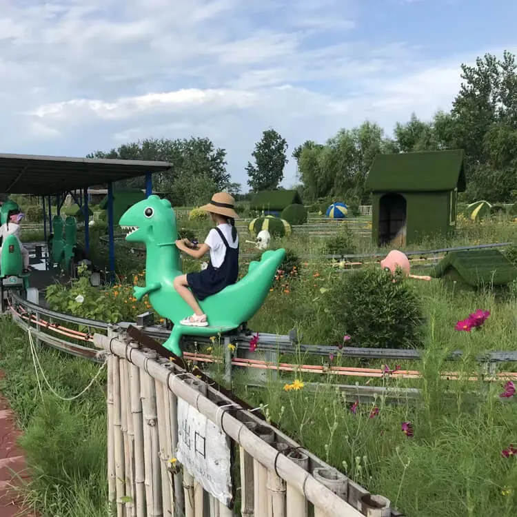 Running Dinosaur — factory photograph 2