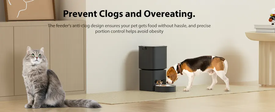 5L Automatic Pet Feeder In Black detail view 5