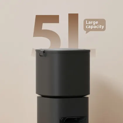 5L Automatic Pet Feeder In Black view 3
