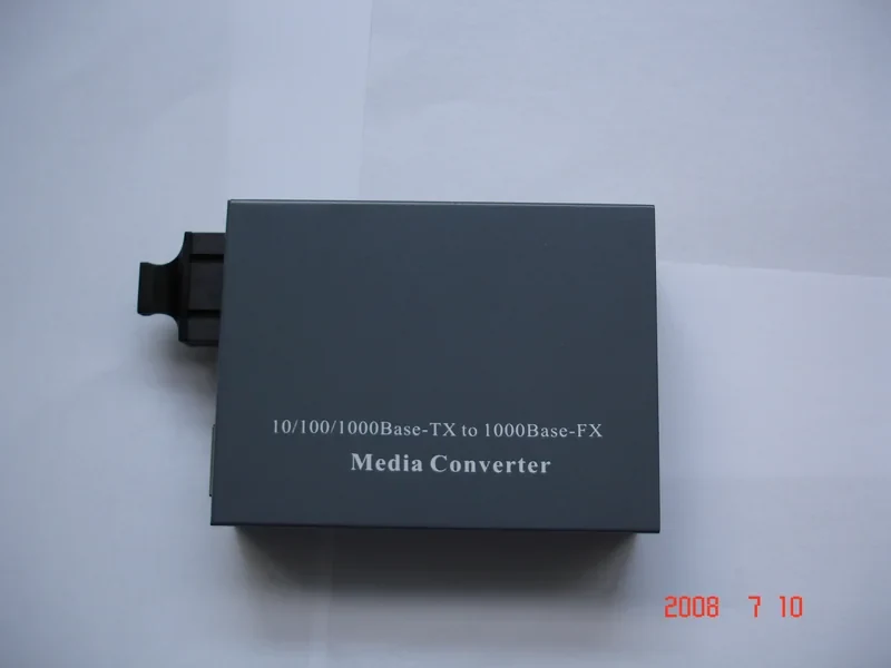 10/100/1000 Double Fiber - Fiber Optic Media Converter manufactured by Ever Expresslink Limited