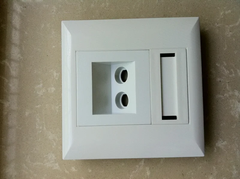 ELF002 - Face Plate manufactured by Ever Expresslink Limited