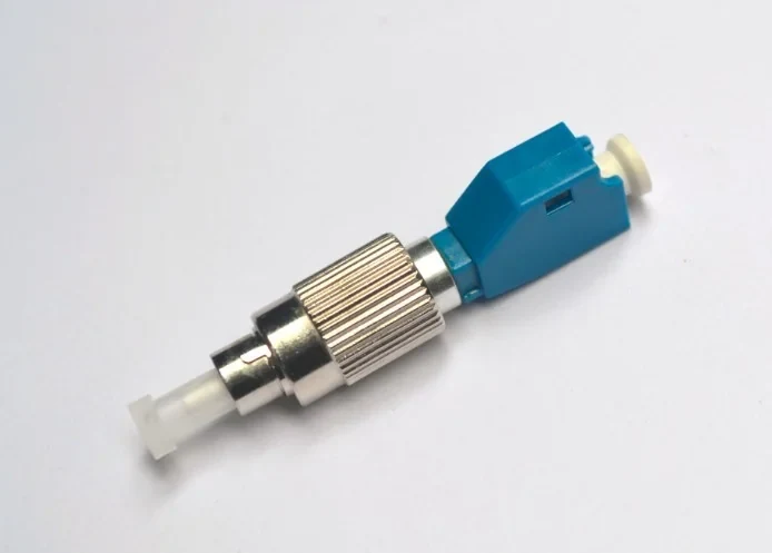 FCm-LCf - Hybrid Adapter manufactured by Ever Expresslink Limited