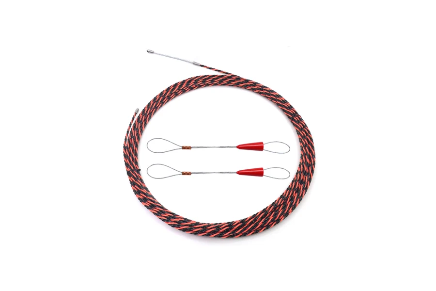 Three-core polyester cable puller with red and black strands and steel leader