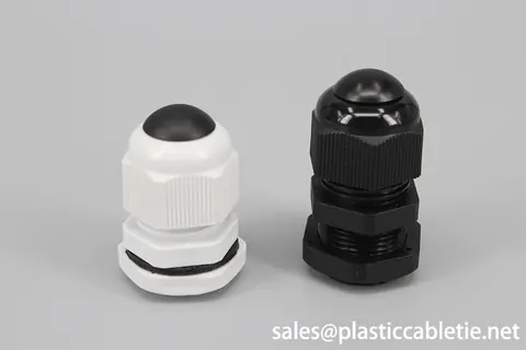 DEMOELE Hot sale China manufactory application IP68 waterproof nylon NPT PG Metric G thread cable glands size with a dusty proof cap view 3