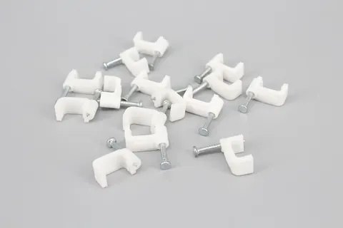China supplier PE steel nail 6mm electric plastic Circle Flat Cable Clips and wire clip to fix wire on wall