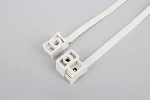Saddle mounting cable ties with plastic screw 165MTS / 180MTS