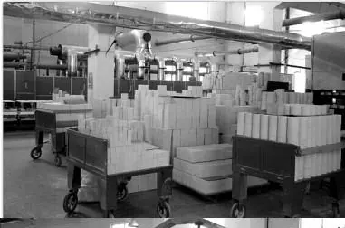 Substrate blocks on transfer carts