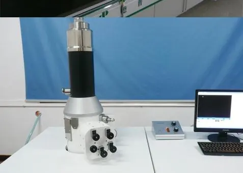 Microscope station in the PRT research laboratory