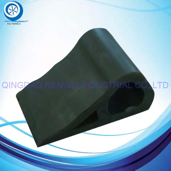 RW1066 Rubber Wheel Chock from Renwei