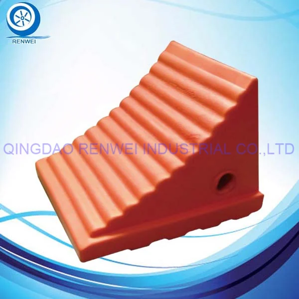 RW1488PU Rubber Wheel Chock from Renwei