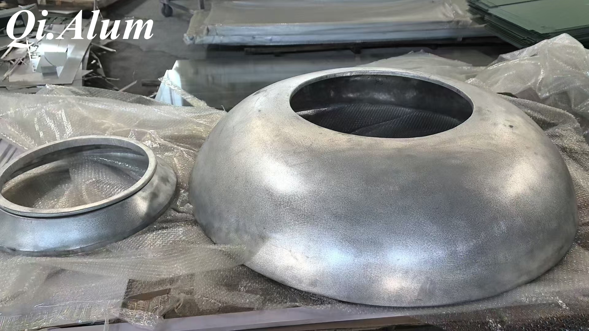 Curved aluminum column cover
