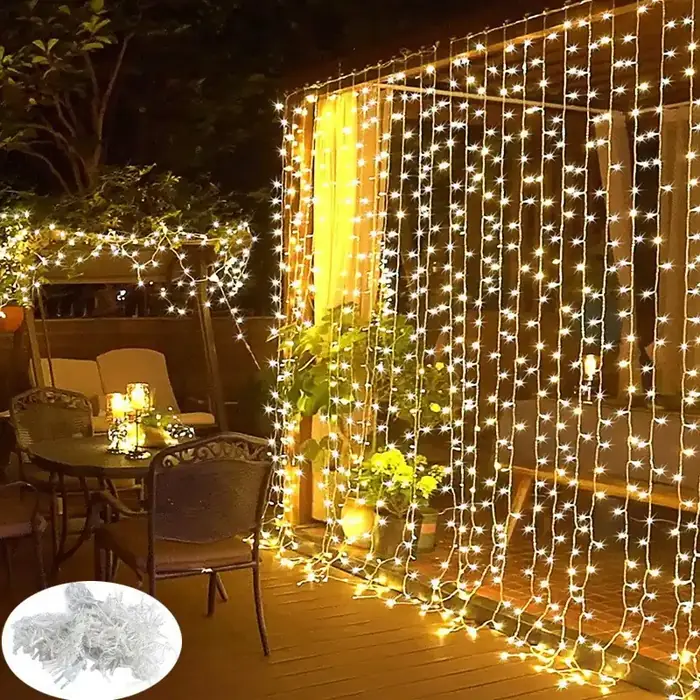 One Supplier for the Whole Christmas Display