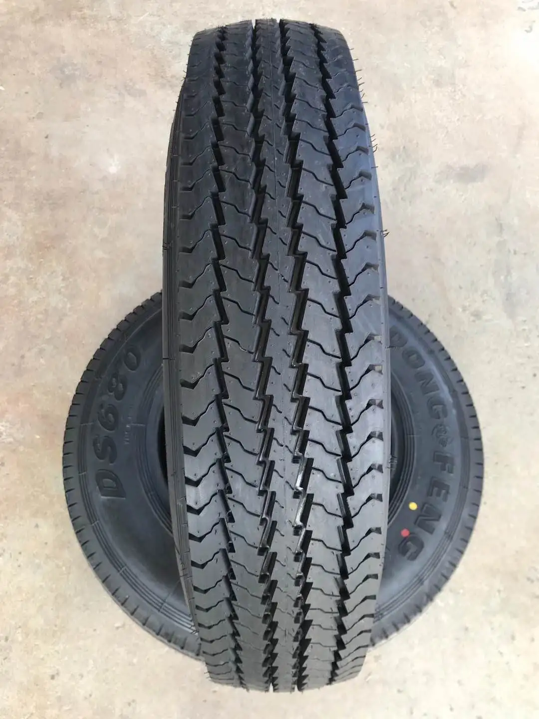 Dongfeng stocked tyre brand supplied by Resunyou
