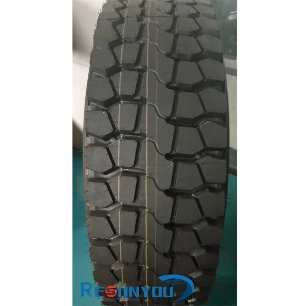RDC980 truck and bus radial tyre view 2