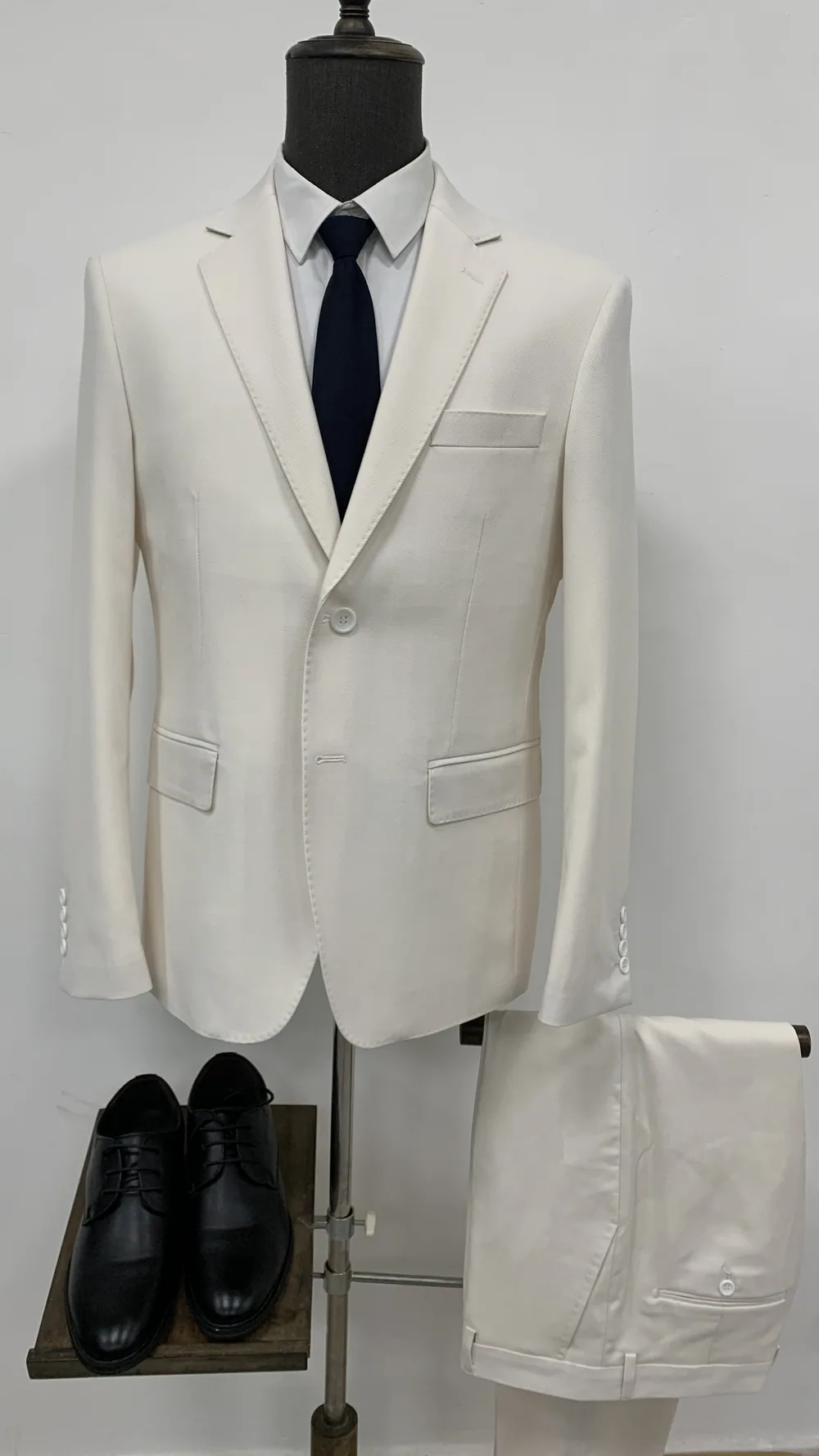 3281968-1 - Men's Suits by Right Luck