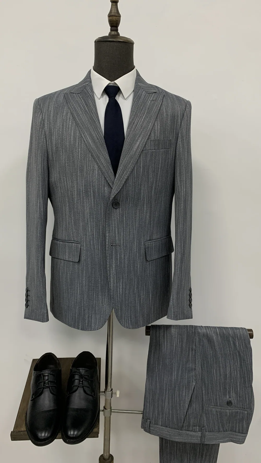 HL6834-50 - Men's Suits by Right Luck