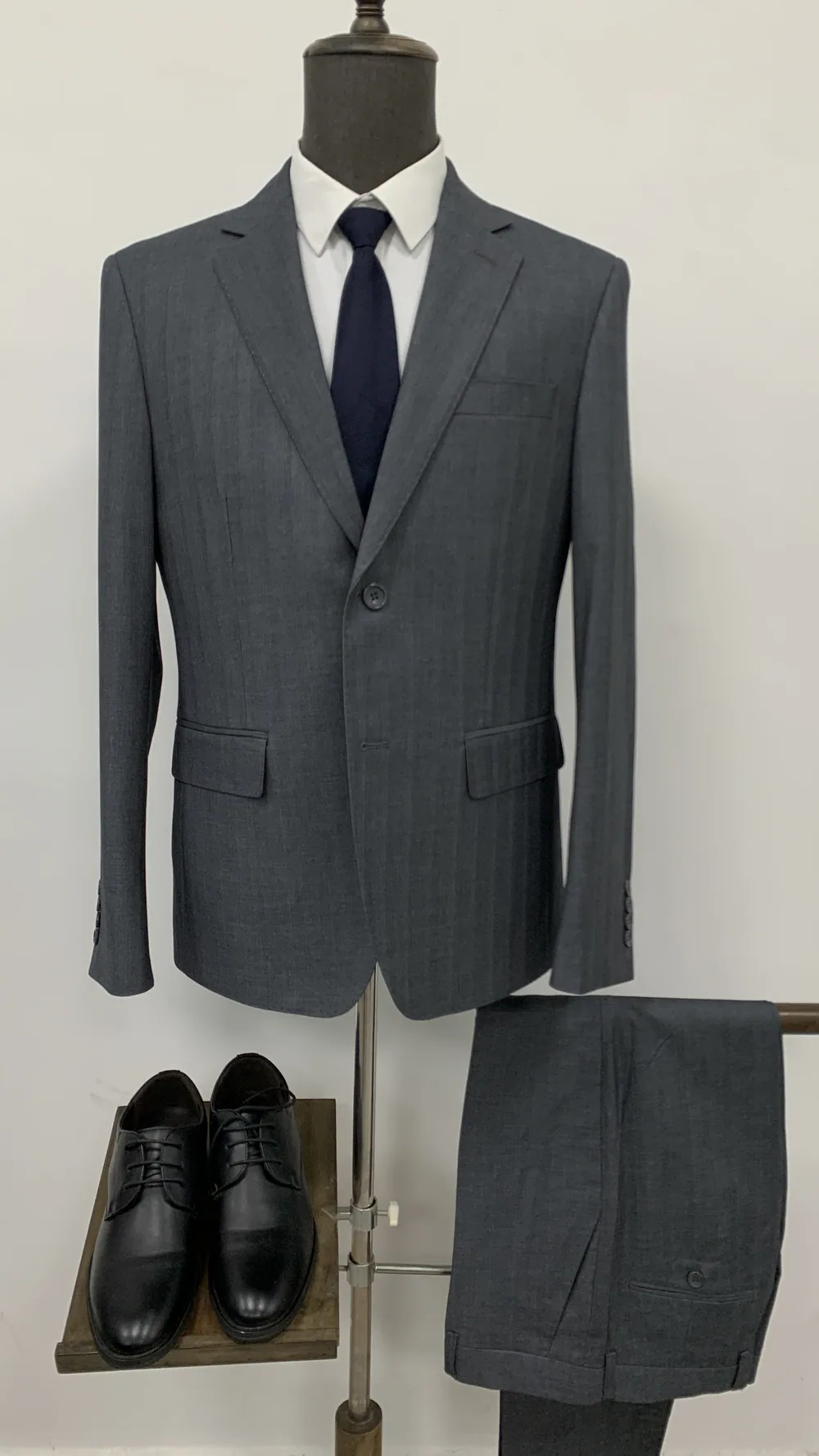 724855-29 - Men's Suits by Right Luck