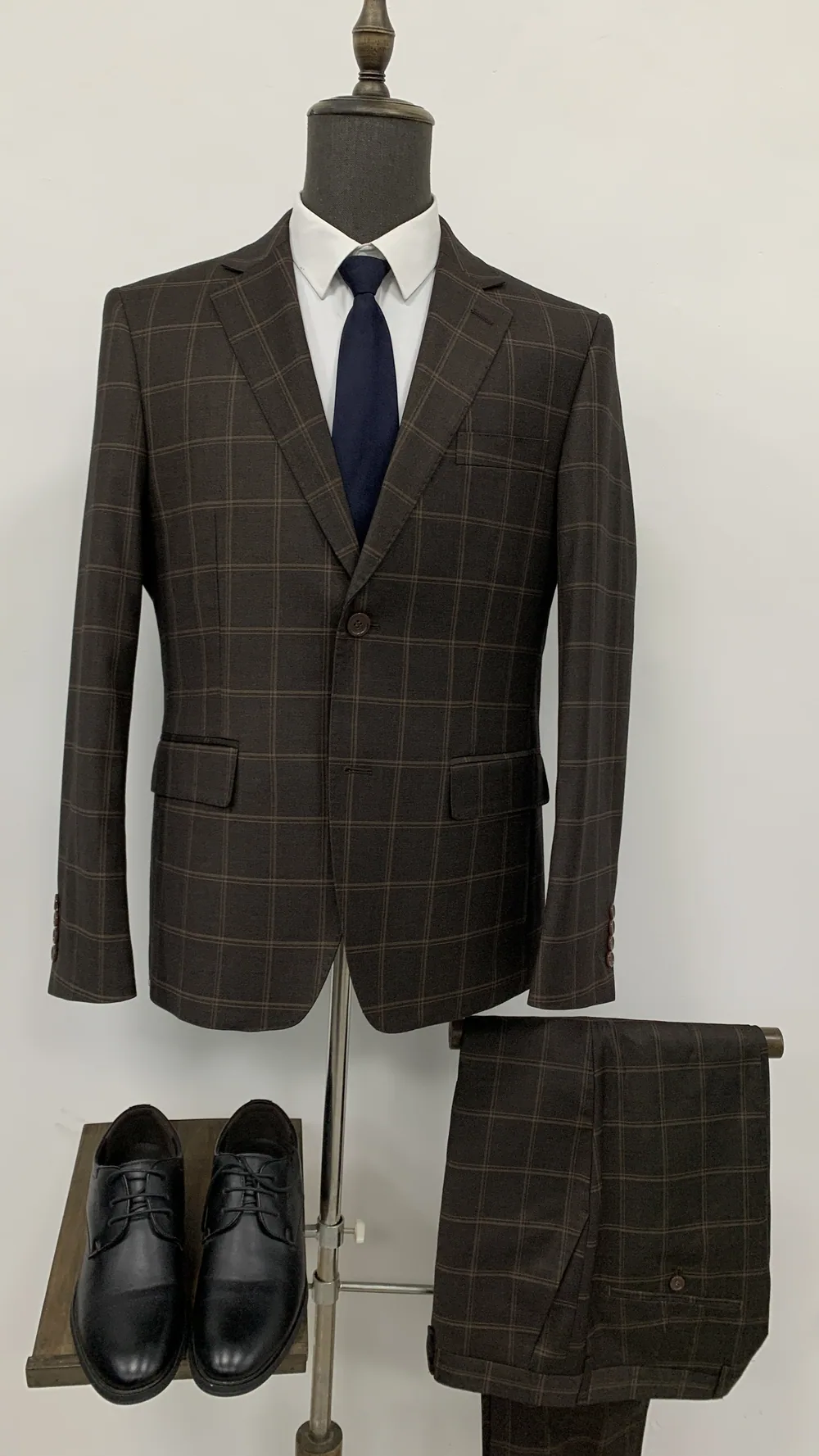 725804-38 - Men's Suits by Right Luck
