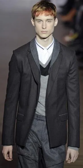 S46 - classics 1 button style by Right Luck
