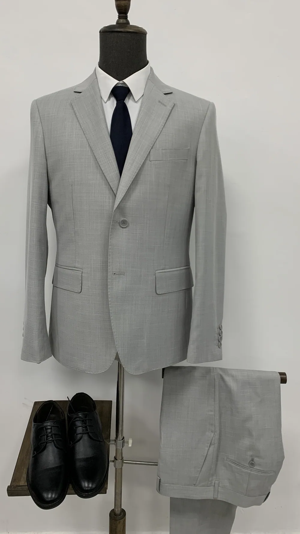 3705-31 - Men's Suits by Right Luck