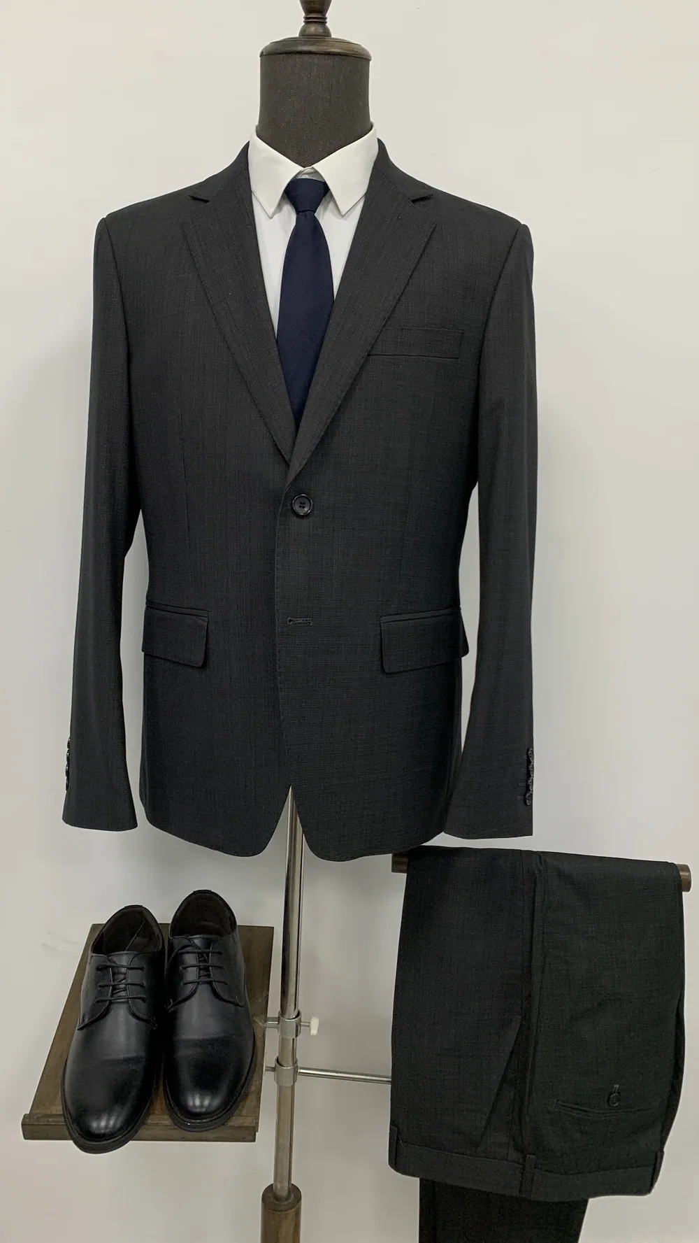3615-59 - Men's Suits by Right Luck